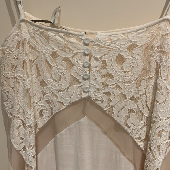 Bcbgmaxazria maxi lace runway dress in off white - Picture 4 of 4